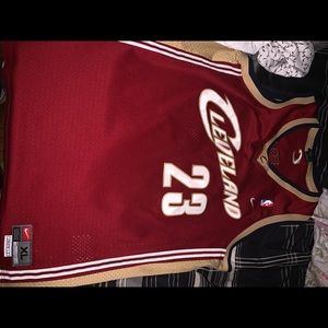 Lebron James Swingman Cle Jersey